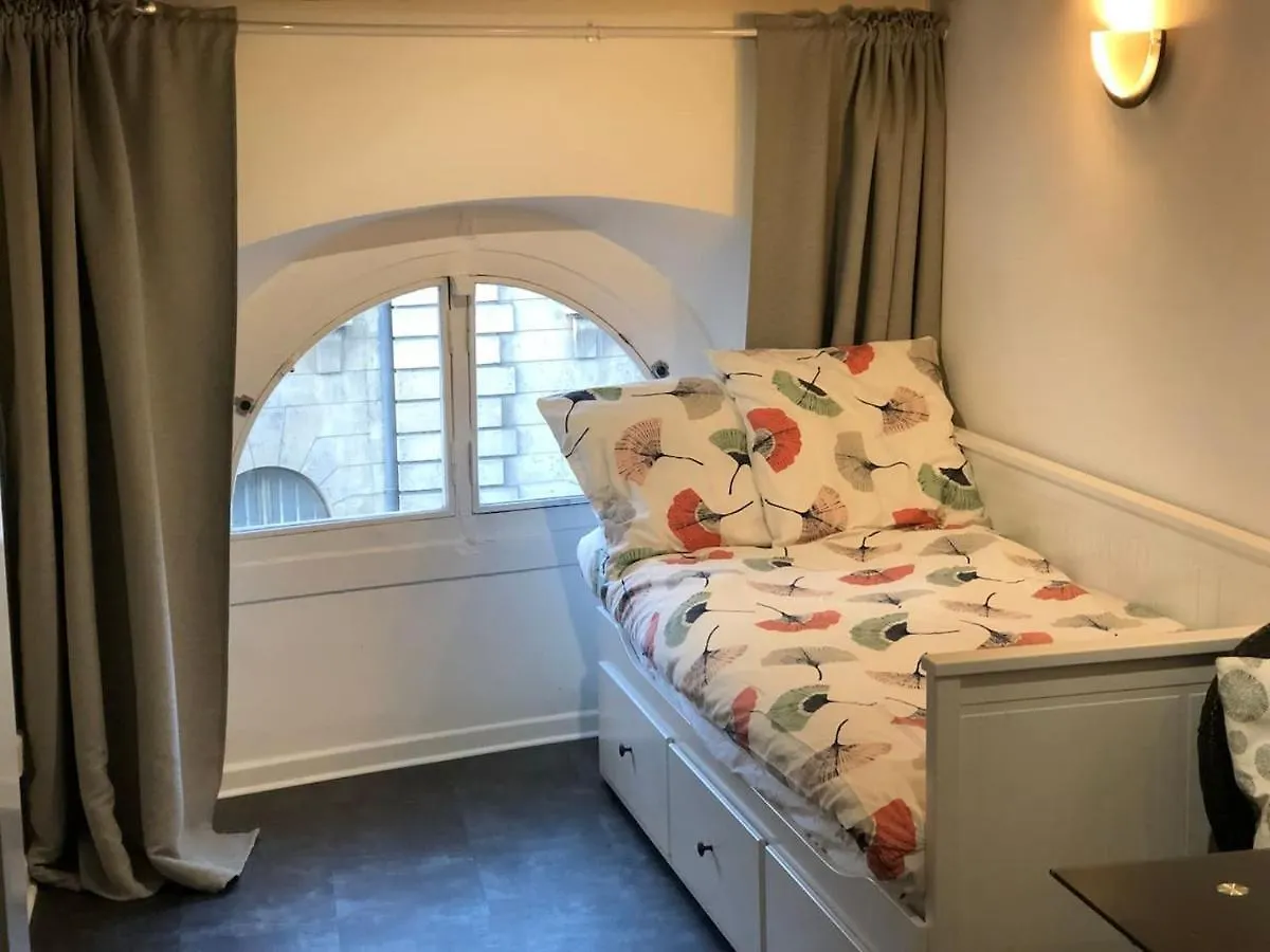 Apartment Cosy Studio Arc De Triomphe Champs Elysees Bail Mobilite Paris