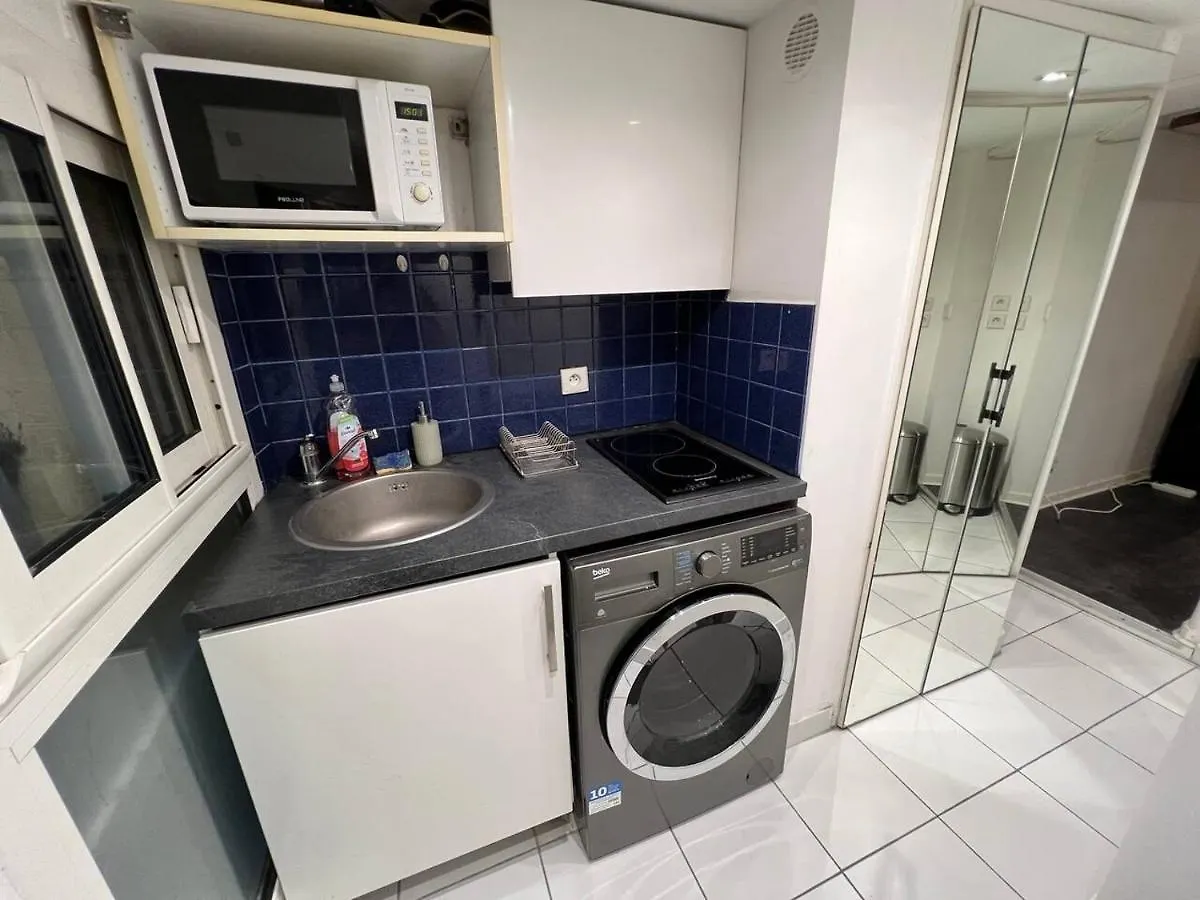 Cosy Studio Arc De Triomphe Champs Elysees Bail Mobilite Paris 0*,  France